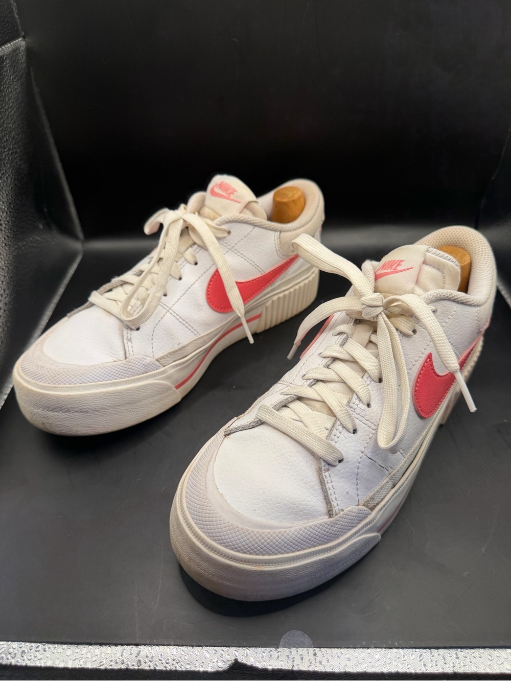 Nike White Pink Platform Sneakers Women’s Size 7 DM7590-102